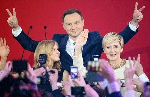 Polonya Cumhurbaşkanlığı Muhafazakar Duda’ya Emanet
