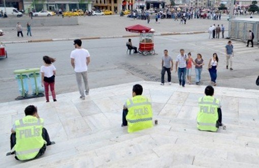 Gezi'nin Yıldönümünde Taksime Çıkan Yollar Kapalı
