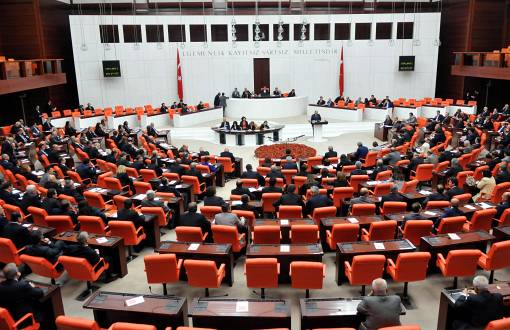CHP’den HDP’nin “Meclis Toplansın” Çağrısına Ret