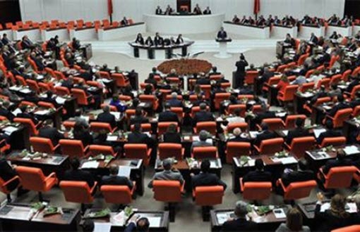 Turkish Parliamentary Speaker Calls for Emergency Meeting 