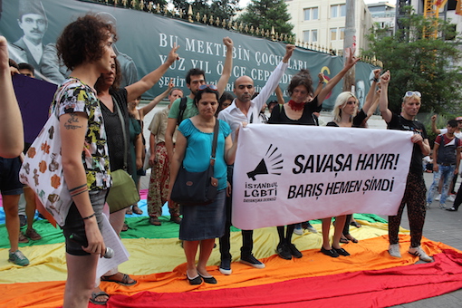 İstanbul LGBTi: Sana Savaş Yaptırtmayacağız