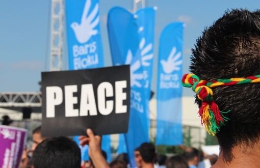 Barış Bloku'ndan Gürsoy: Ellerin Tetikten Çekilmesi İçin Öcalan Konuşmalı 