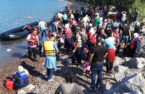 Lesvos’a Son İki Günde Binlerce Sığınmacı Geldi