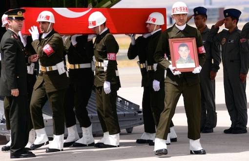 Ölen Askerin Akrabası “Erdoğan’a Hakaret" İddiasıyla Tutuklandı