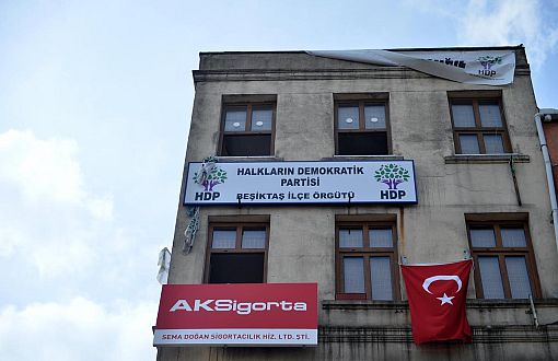 HDP’den Beşiktaş İlçe Binasındaki Yangına Suç Duyurusu