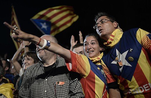 Katalonya'da Bağımsızlık Yanlıları Parlamentoda Çoğunluğu Kazandı