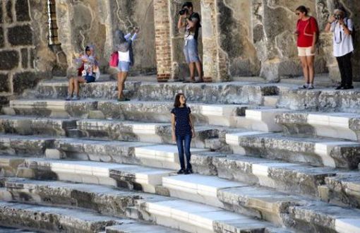 "Aspendos'taki Asıl Soru: Taşları Koymak Şart mıydı?"
