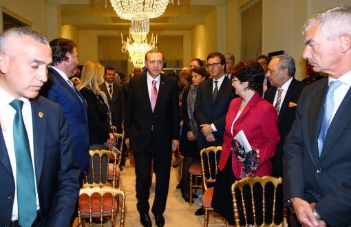 Belgium People and Policemen Confront Erdoğan’s Family and Bodyguards 