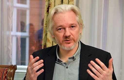 Assange Polis Gözetiminden Çıktı