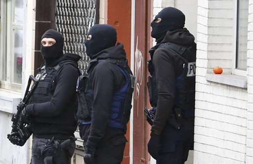 Paris Saldırıları Nedeniyle Son 48 Saatte 168 Polis Baskını