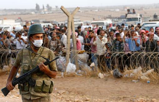 HRW: Türkiye, Suriyelilere Sınırı Neredeyse Kapattı