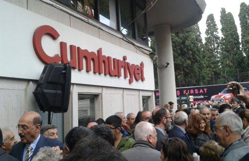 Avrupalı Türk Gazetecilerden Dündar ve Gül'ün Tutuklanmasına Tepki