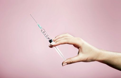 AYM: Ebeveyn İstemezse Çocuğa Aşı Yapılamaz