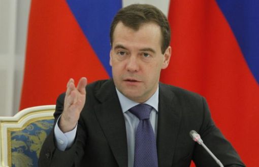 Medvedev Türkiye’ye Yaptırımları Onayladı