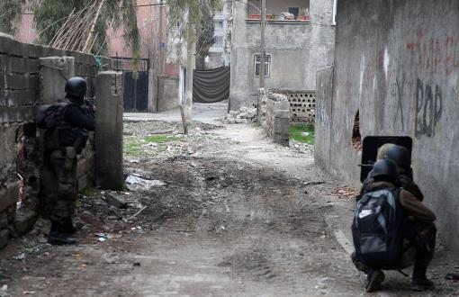 Injured Taking Shelter in Basement Waiting for Ambulance for Days in Cizre
