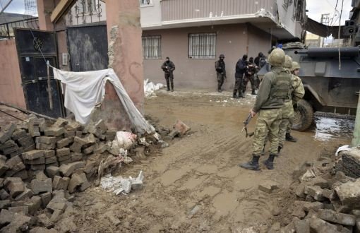 Call to Surrender Instead of Ambulance for Wounded in Cizre