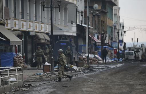 Sur’da İki Asker Öldürüldü