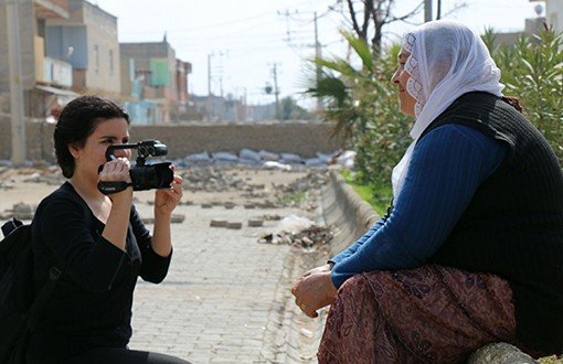 Sokağa Çıkma Yasaklarında Gazetecilik Yapan Kadınlar Anlatıyor