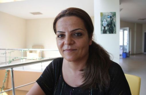 Ameliyata Giderken Tutuklanan Sibel Çapraz'ın Tedavisi Aksatılıyor