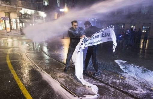 Kızılay'daki Patlamayı Protesto Edenlere Polis Saldırısı