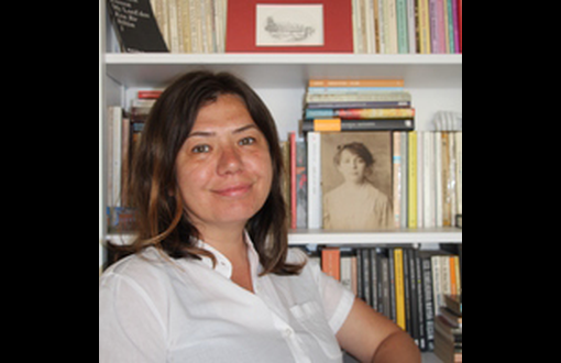 Hakkında Yakalama Kararı Çıkarılan Akademisyen Meral Camcı Türkiye'ye Dönüyor
