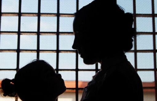 Çocuklarıyla Hapsedilen Anneler için Çözüm Çağrısı