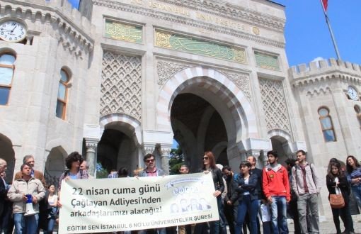 Call in Front of Historical Gate to Attend Hearing of Academics