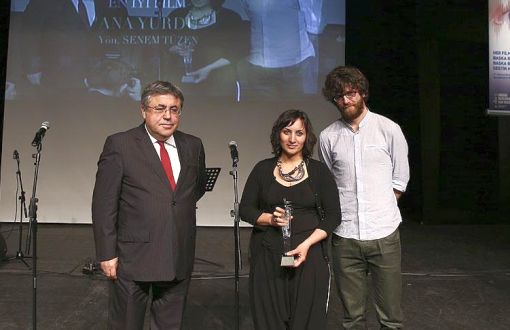 Ana Yurdu ve Toz Bezi'ne Ankara'dan Ödül