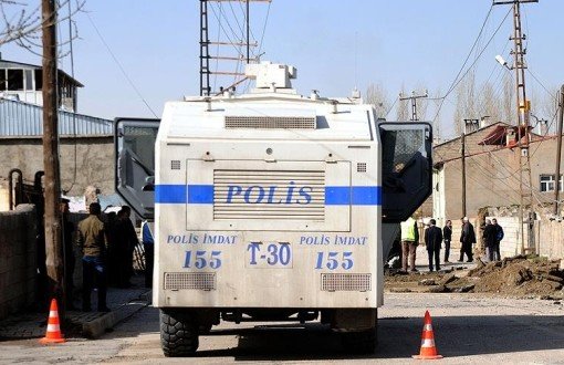 Van'da İki Polis Öldü