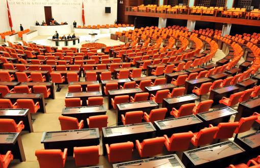 AKP’liler Meclis’e Gitmedi, Dokunulmazlık Görüşülmedi