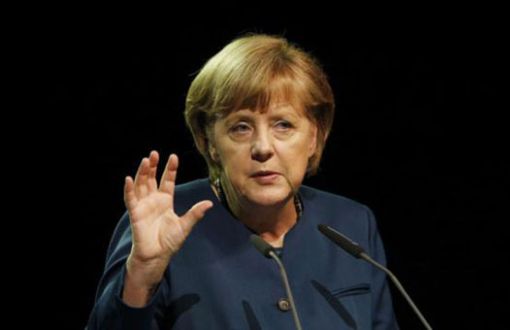 Merkel: Rakirina parêzbendiyan me têxe di fikarê de