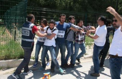 Oyuncak Kamyonlu Turnike Protestosunda 17 Öğrenciye Gözaltı