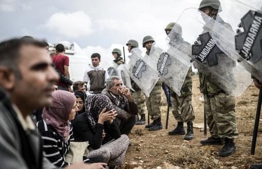 “IŞİD’den Kaçan Suriyelilerin Karşısına Türkiye Sınırı Çıktı”