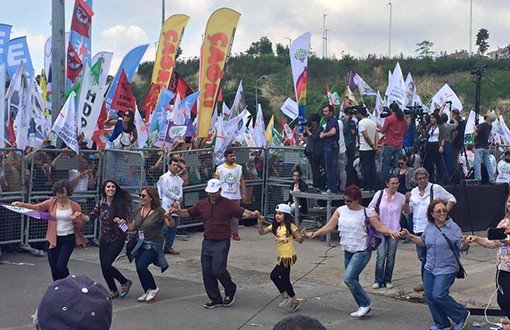 HDP'den İstanbul'da "Darbeye Karşı Demokratik Direniş" Mitingi