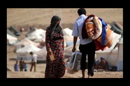 HRWyê ji YEyê re got: Penaberên Sûriyeyî neşînin Tirkiyeyê