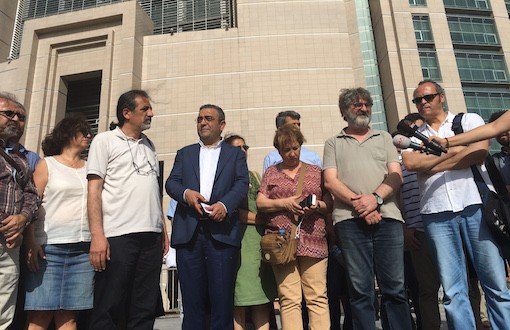 Protest Against Korur Fincancı, Önderoğlu, Nesin Getting Arrested