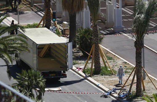 Nice'de 84 Kişi Öldü; 52 Yaralının Durumu Kritik