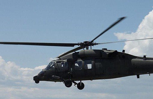 8 Asker Helikopterle Yunanistan'a İndi