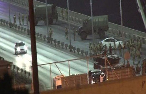 22 Soldiers on Bosphorus Bridge Released