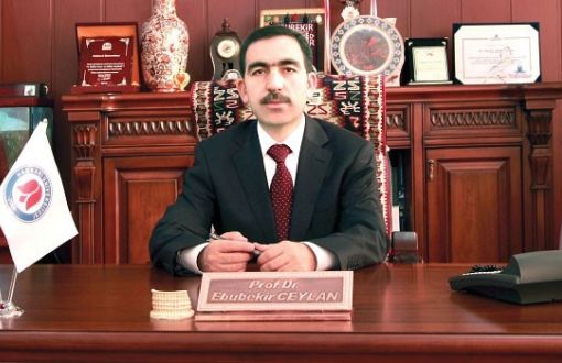 Hakkari Üniversitesi Rektörü Gözaltına Alındı