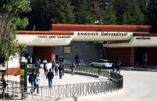 20 Signatory Academics Suspended from Anadolu University