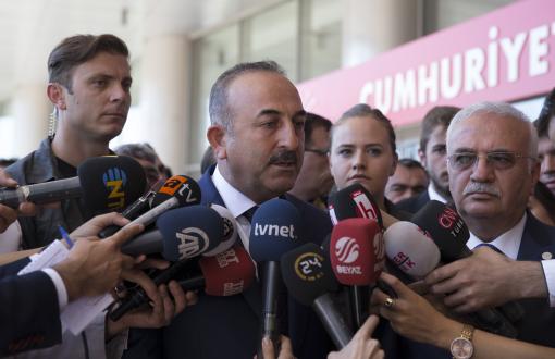 Çavuşoğlu: There Should be a Secular Framework in Syria