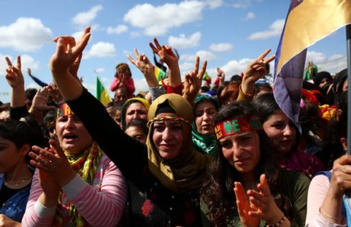 "Kürt Halkına Dokunma"