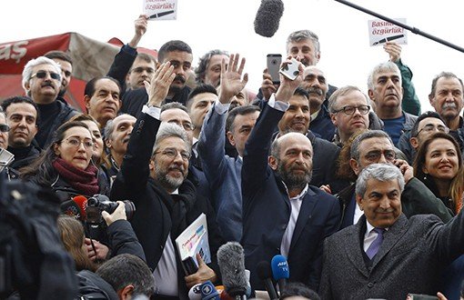 CHP ve HDP'li Vekillere Dündar-Gül Duruşmasından Fezleke