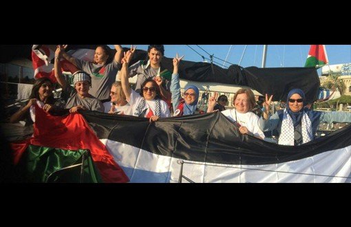 İsrail, Gazze'ye Kadın Gemisi'ni Durdurdu