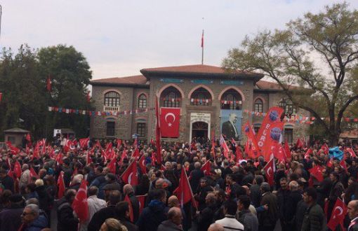 CHP 29 Ekim Törenini "Ne Darbe, Ne Dikta” Sloganıyla Yaptı