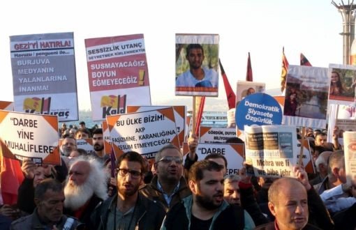 İzmir'de "Tüm Darbelere Karşı Demokratik Direniş” Eylemi