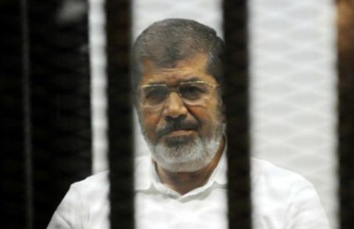 Mursi'nin Ömür Boyu Hapis Cezası Bozuldu