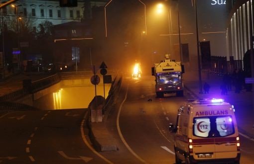 İstanbul Beşiktaş Saldırısı Nedeniyle Bir Günlük Yas İlan Edildi