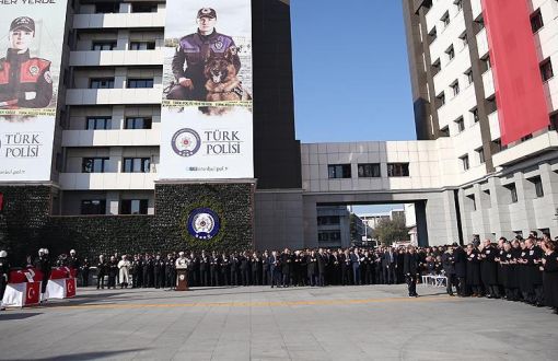 Beşiktaş'taki Saldırıda Hayatını Kaybeden Beş Polis İçin Tören Düzenlendi